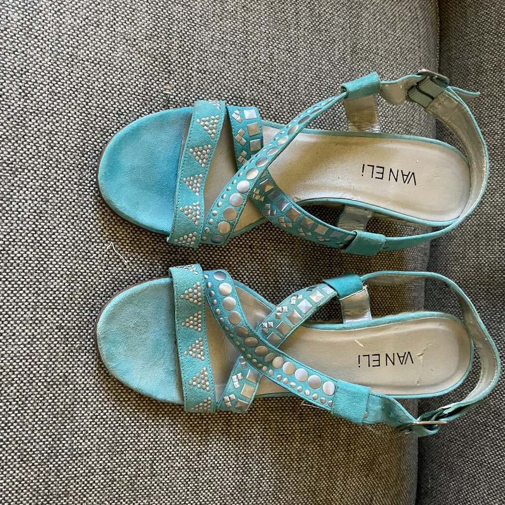 Vaneli Strappy Aqua Wedge Buckle Size 8 BUNDLE 2 SAVE 10%